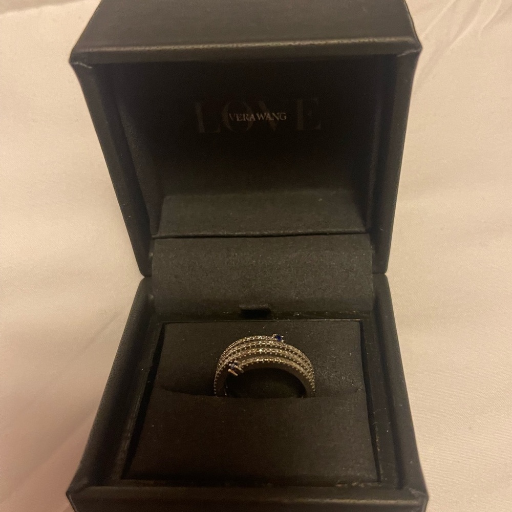Vera Wang Ring is in excellent Condition. Can be used as an engagement ring.